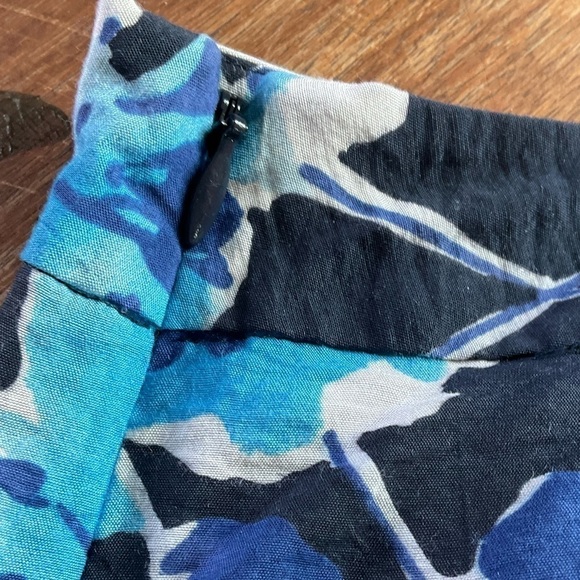 Kristin Davis Skirt Navy Blue Floral Ruffle  Size 10 Lined‎ Knee Length Mini - Picture 6 of 9